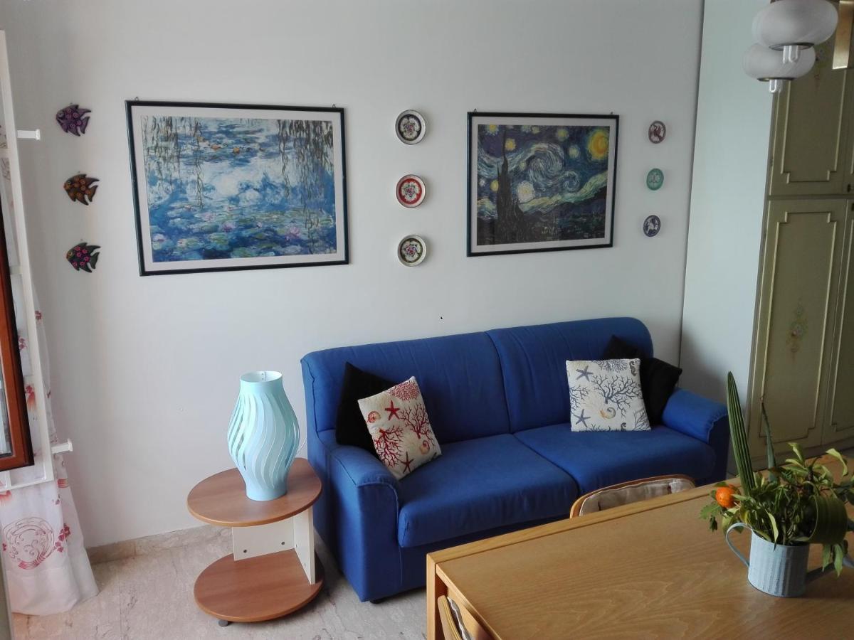 Apartmán Un Tuffo In Mare Janov Exteriér fotografie